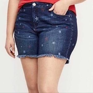 Lane Bryant Patriot Star Print Mid Rise Essential Girlfriend Jean Shorts size 16